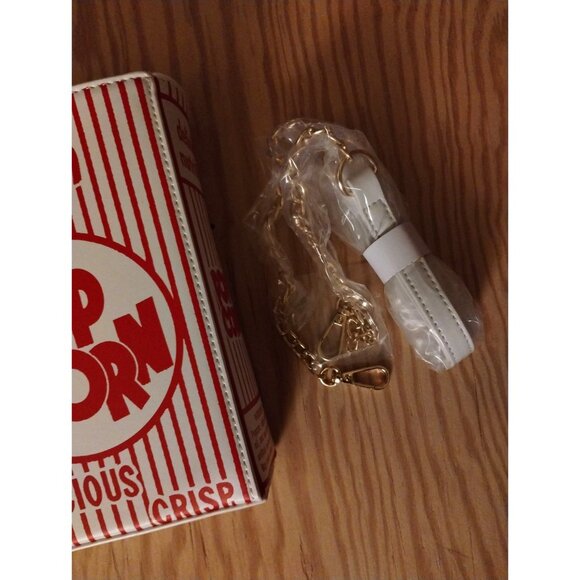 Popcorn Box Purse Crossbody Bag With Gold Chain Strap - Picture 7 of 9